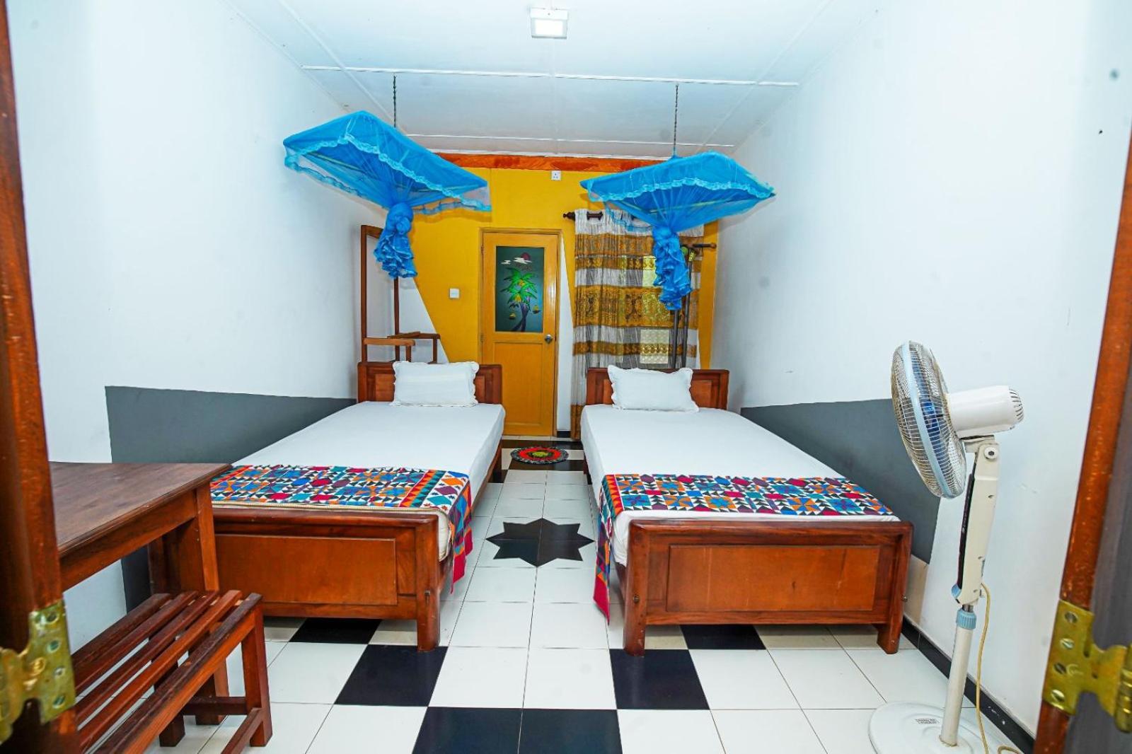 Leopard City Hostel Yala Tissamaharama Exterior foto
